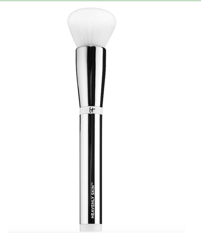 IT Cosmetics Heavenly Skin Skin-Perfecting Brush #702